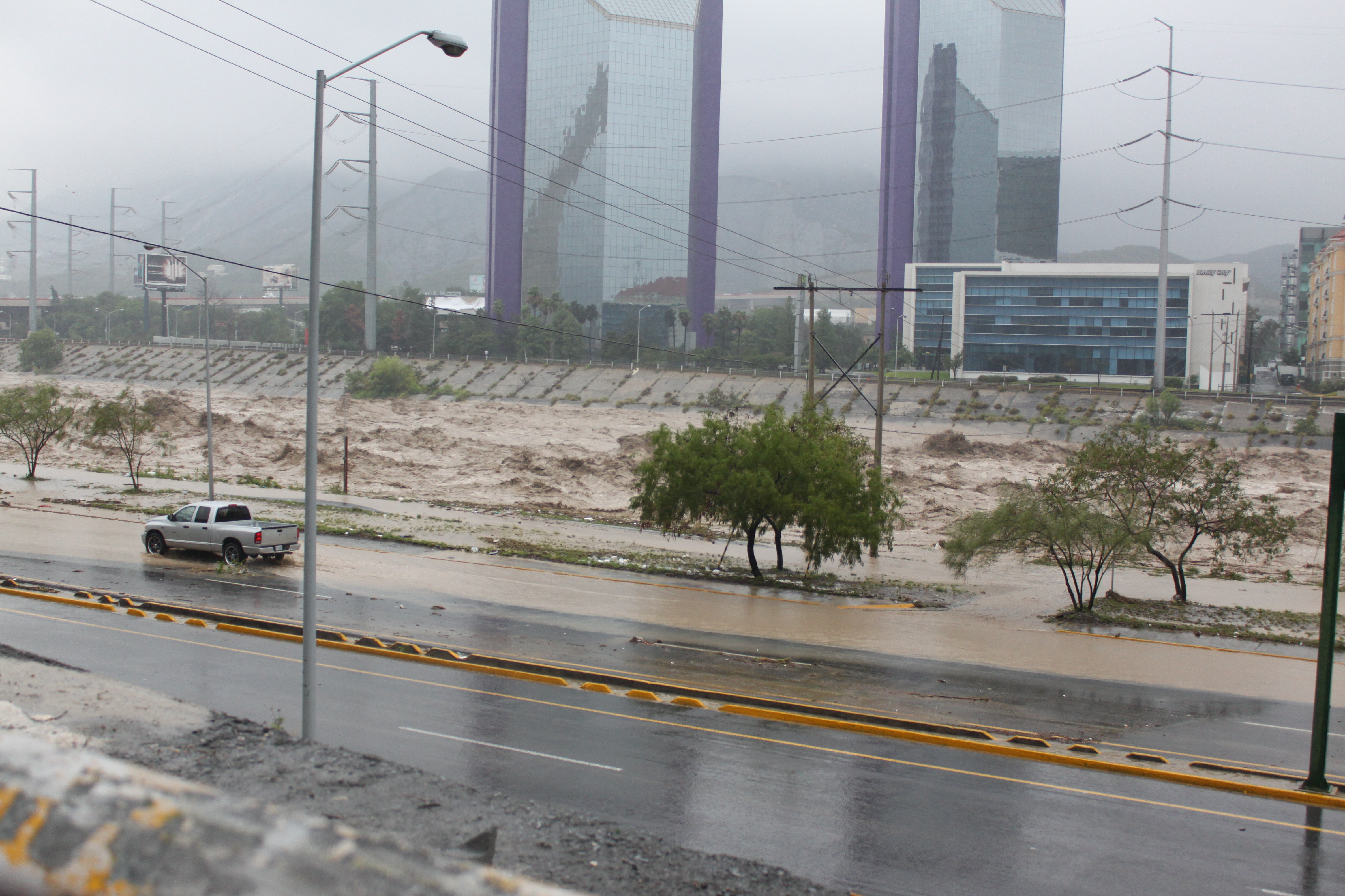 Fotos monterrey nuevo leon despues del huracan alex Fotos monterrey nuevo leon despues del huracan alex