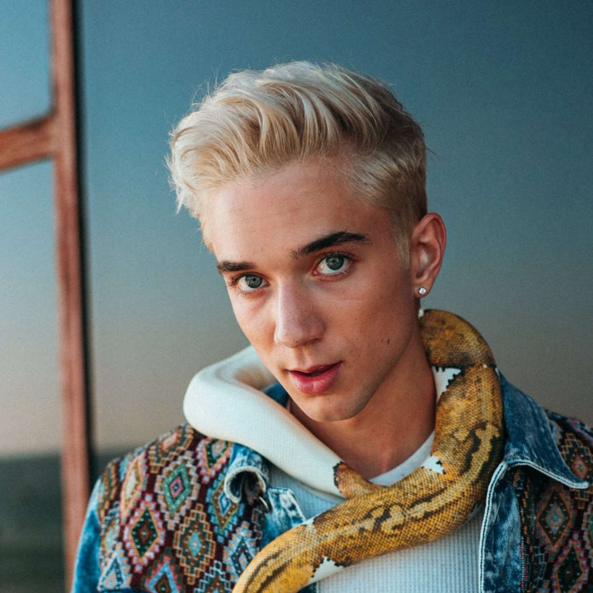 Daniel Seavey Wiki Bio Singer