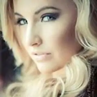 Sophie Hall Wiki & Bio - Model