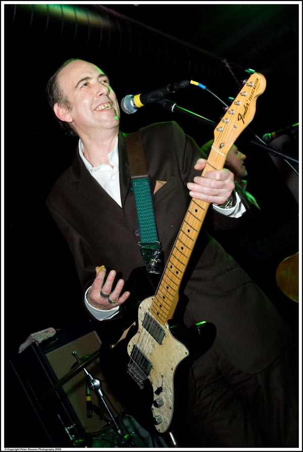 Mick Jones (The Clash guitarist) Wiki Everipedia