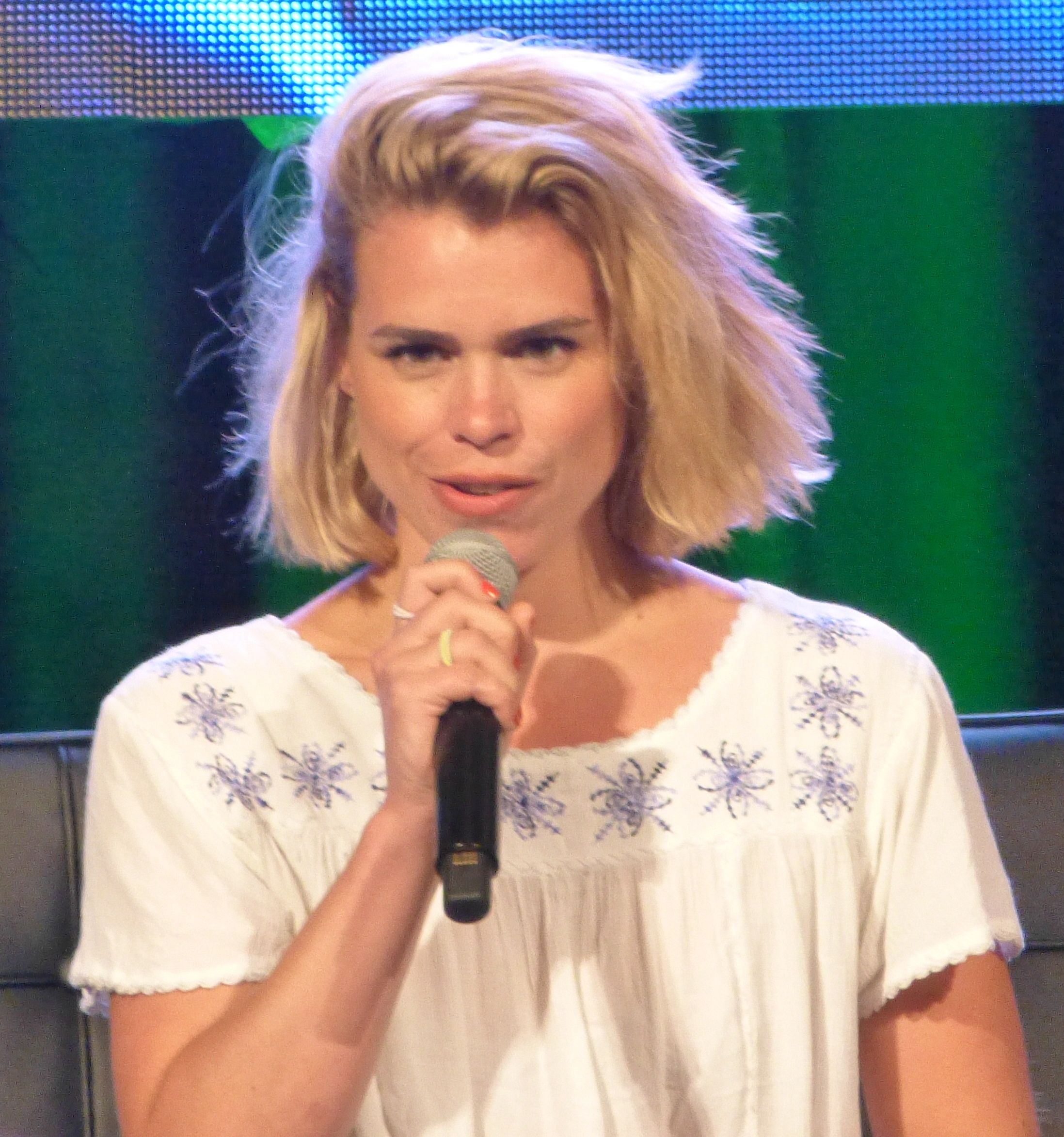 Billie Piper | Wiki & Bio | Everipedia