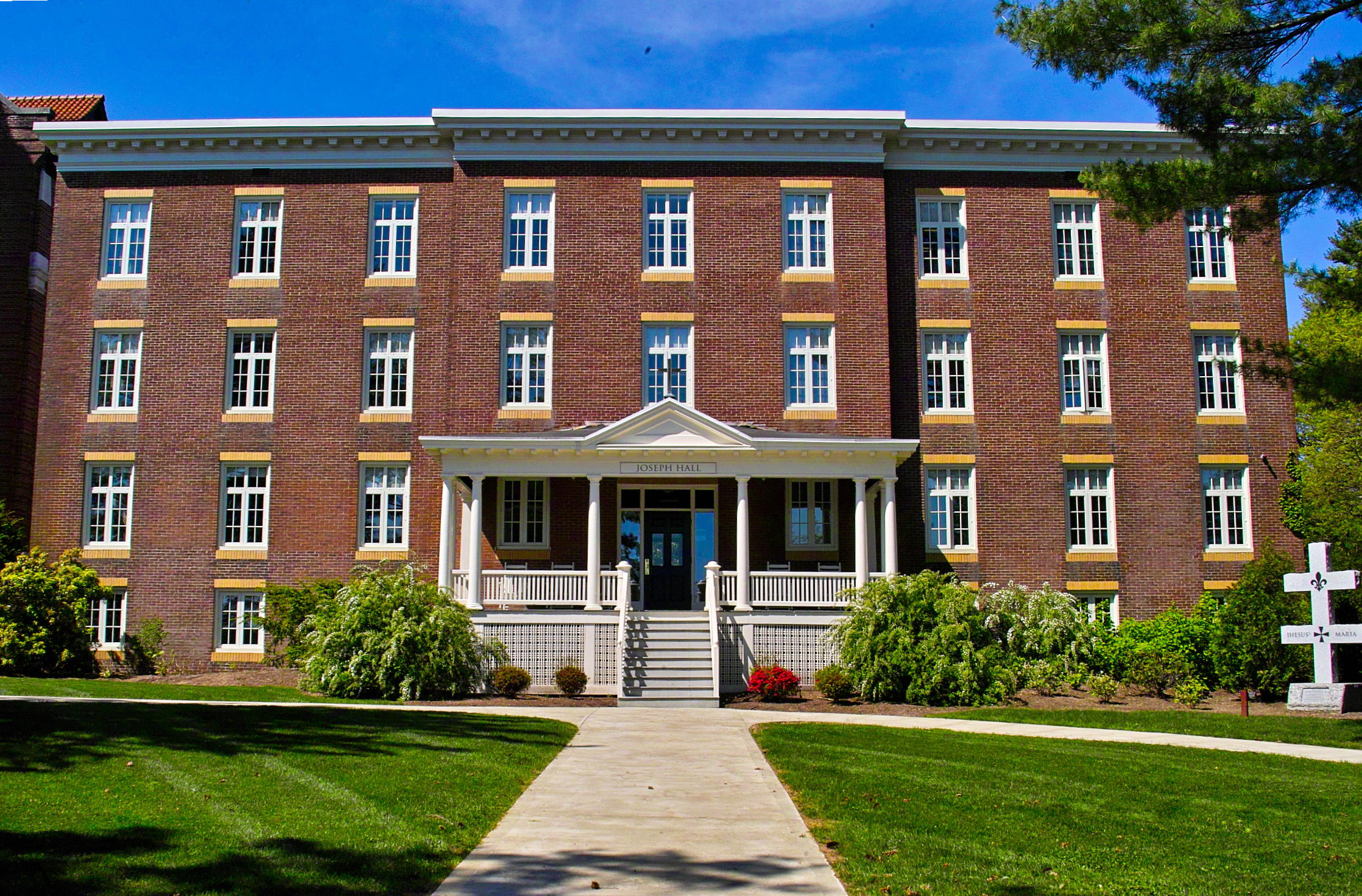 Saint Anselm College Wiki Everipedia