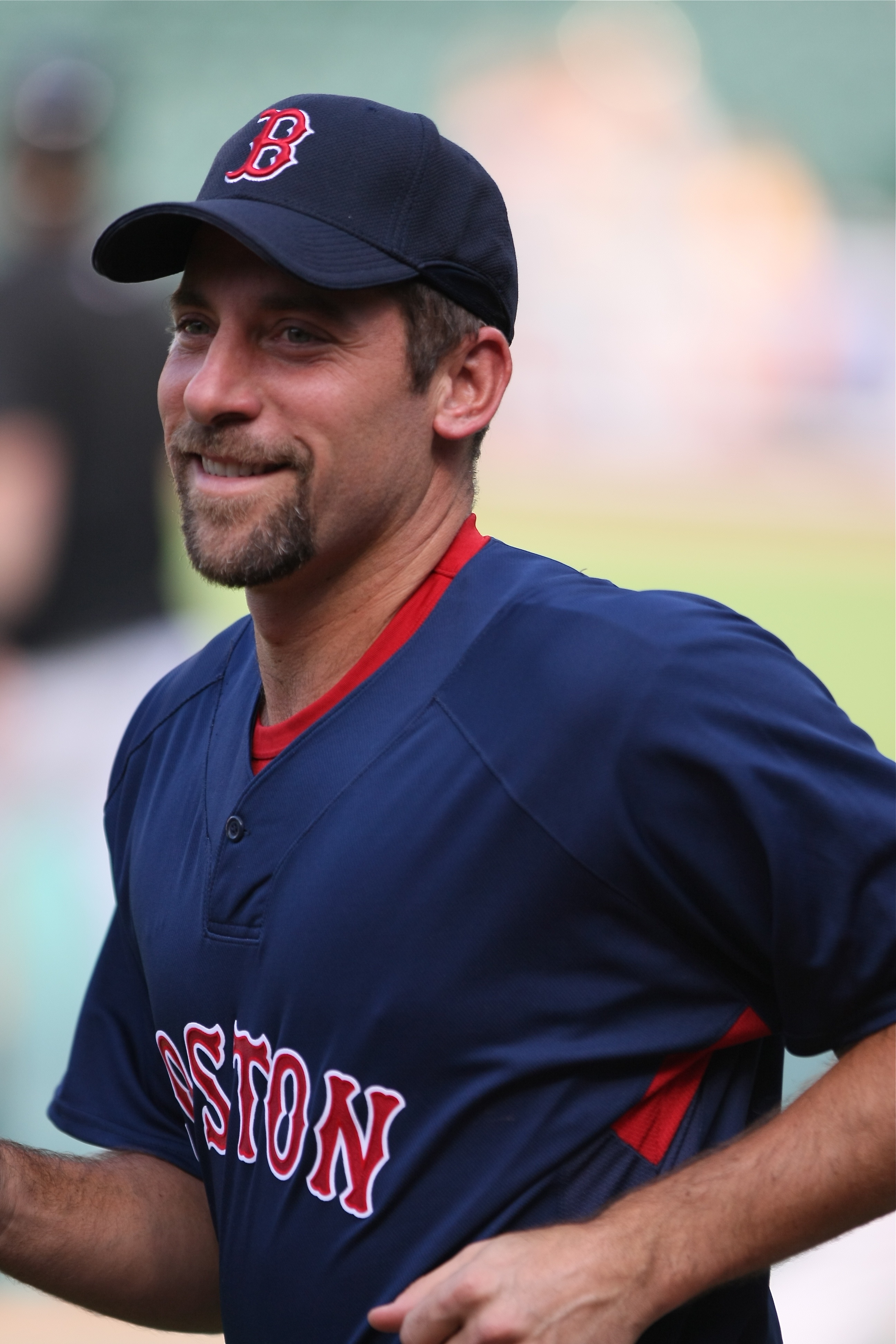 This John Smoltz Dancing Queen Video Is Going Viral! - 1yupz7k