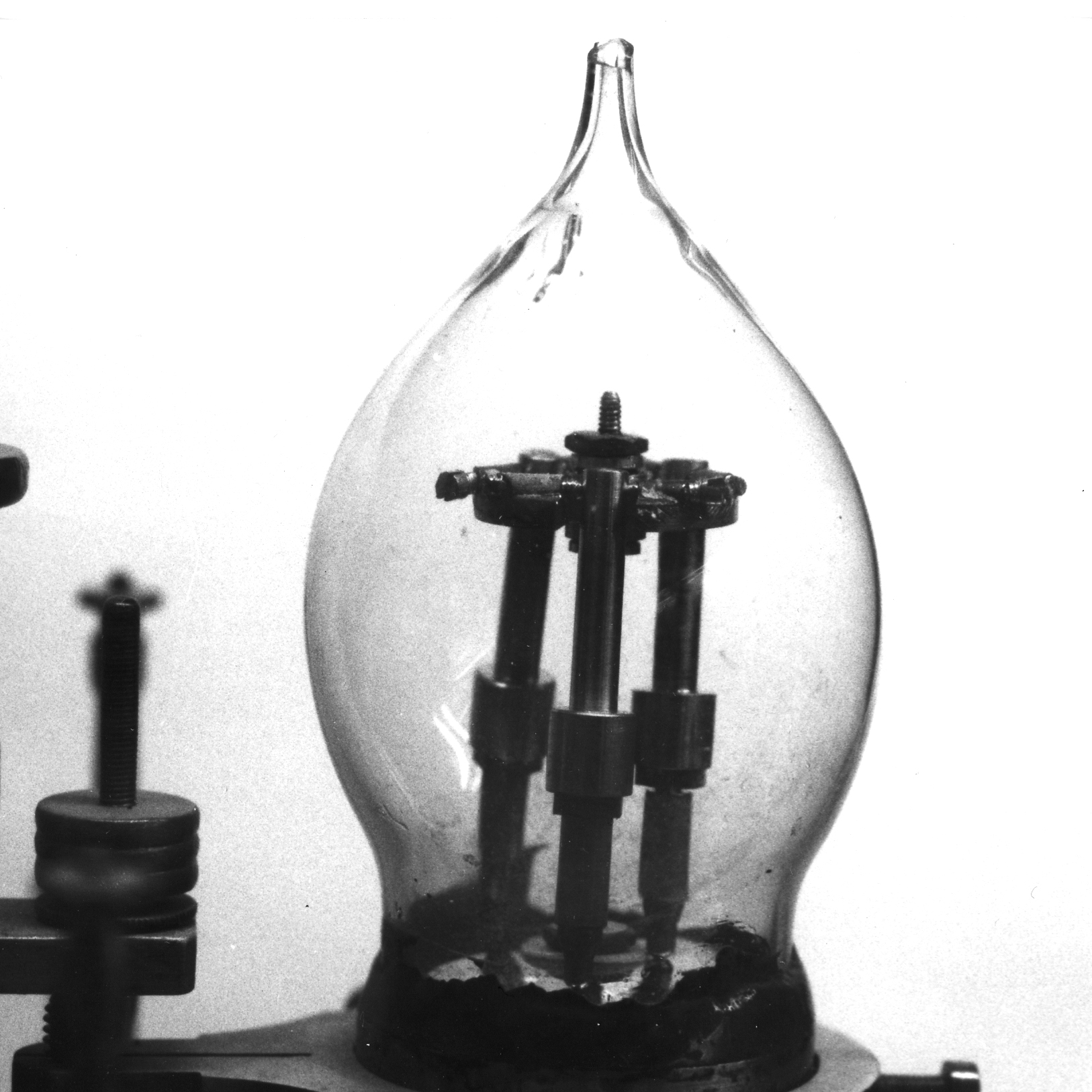 Coherer Wiki Everipedia