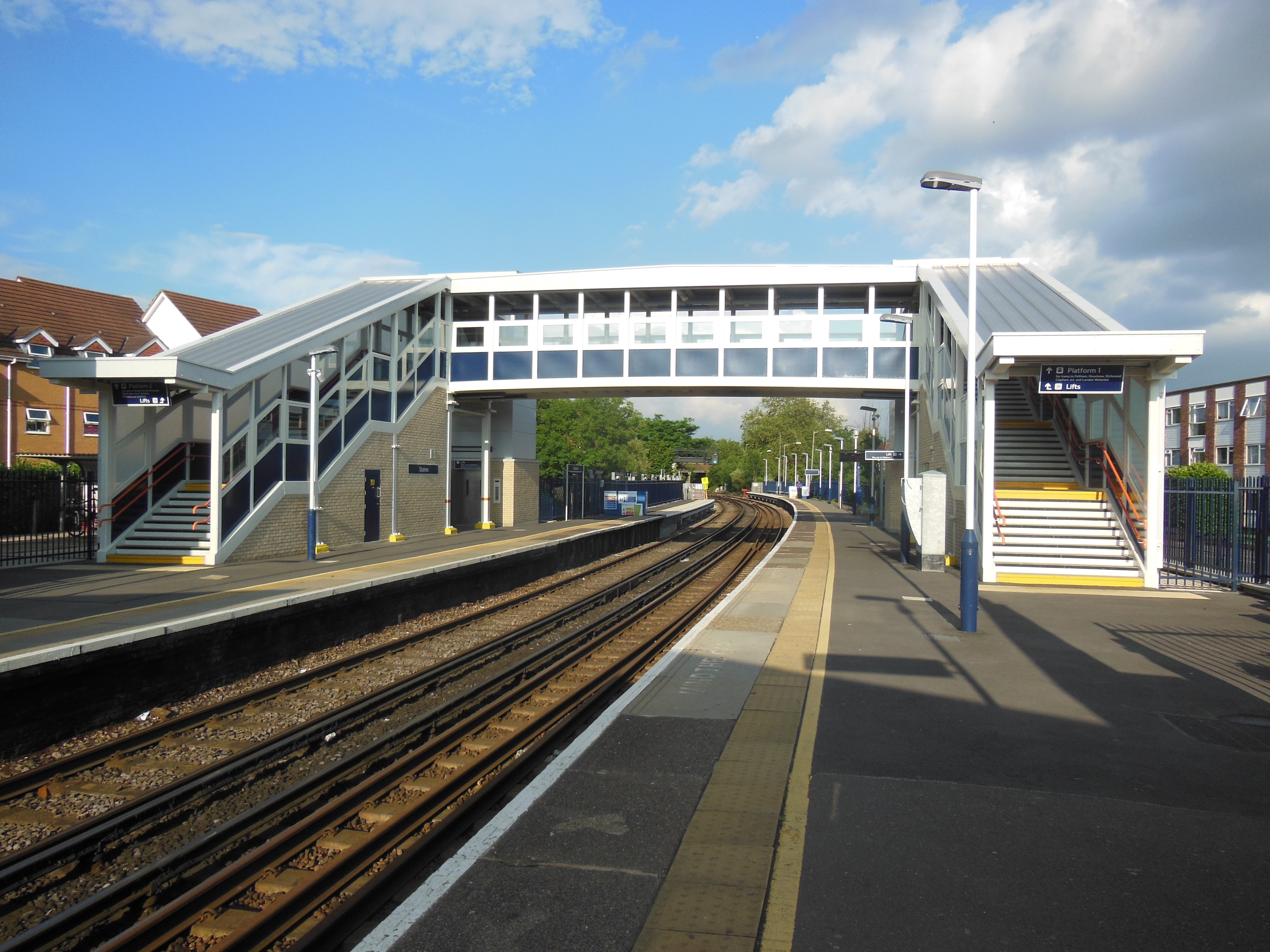 Staines railway station Wiki Everipedia