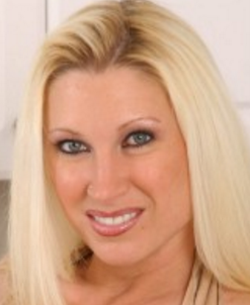 Devon Lee | Wiki & Bio | Everipedia