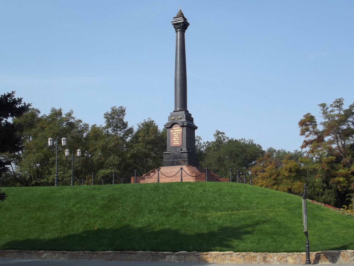 Alexander's column in 2011