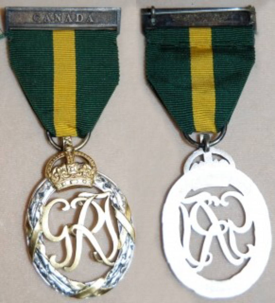 Canadian Efficiency Decoration with the cypher of King George VI, first version