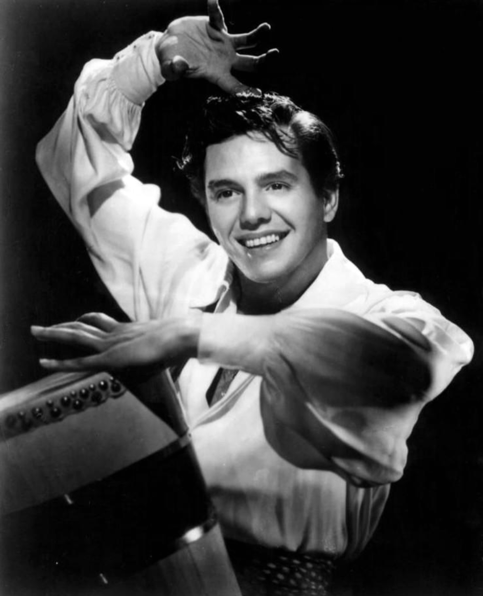Arnaz in 1950