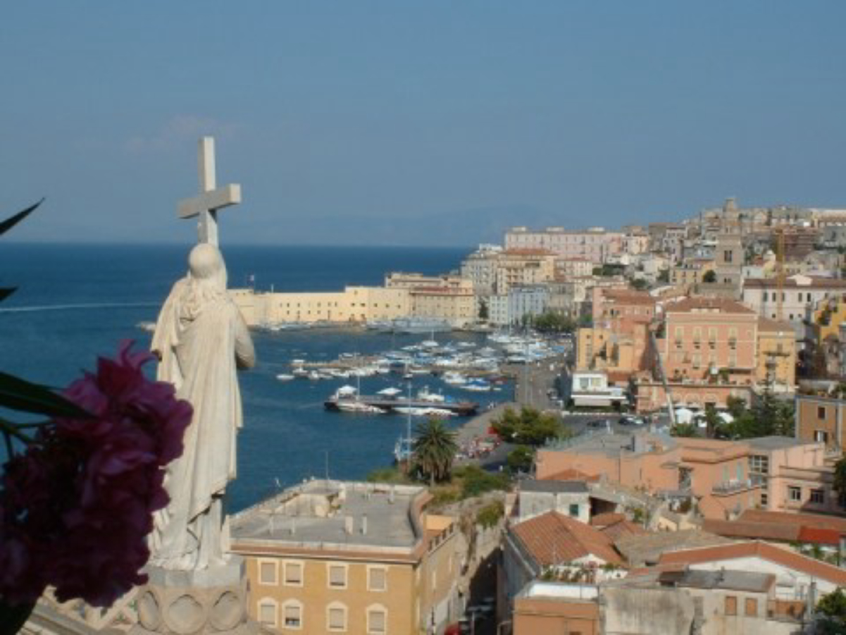 Gaeta's historic quarter from Monte Orlando.