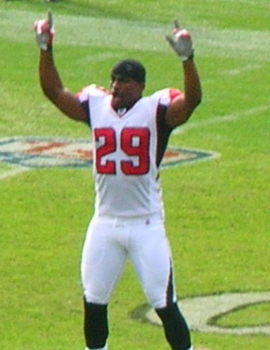 Fudge in 2008 with the <a href="/content/Atlanta_Falcons" style="color:blue">Atlanta Falcons</a>