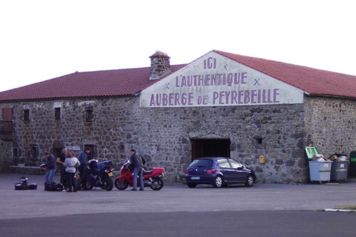 The <a href="/content/Auberge_rouge" style="color:blue">Auberge rouge</a> in Lanarce