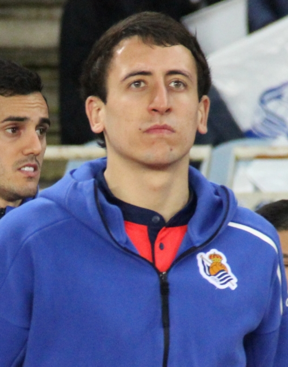 Mikel Oyarzabal Wiki
