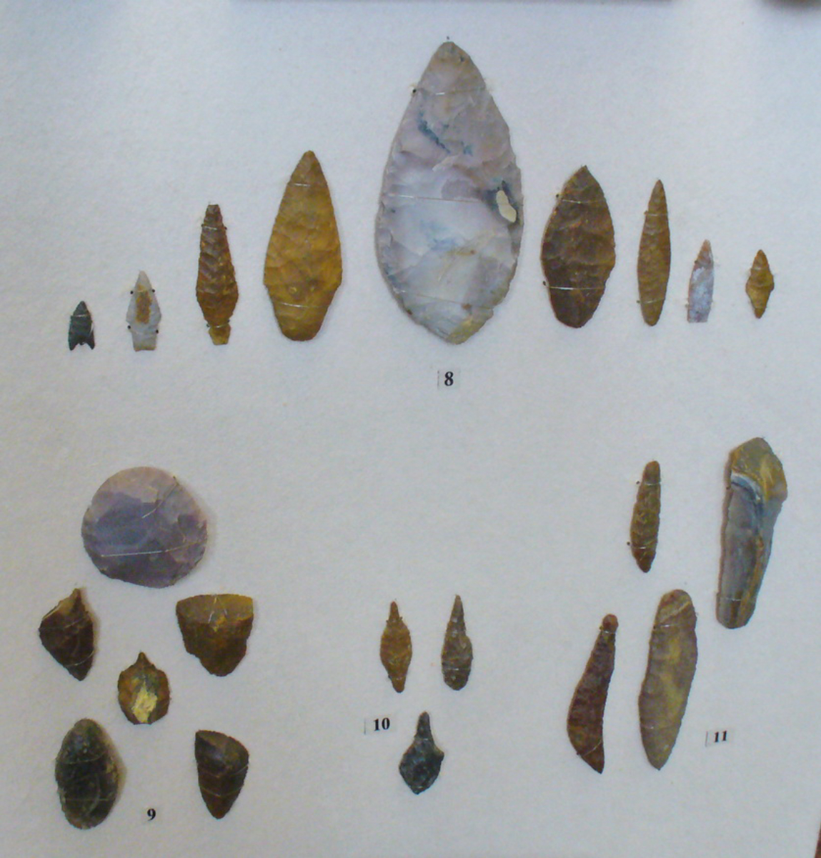 Spearheads, throwing spears heads, arrowheads, scrapers, burins, perforators, blades. Nikolo-Perevoz site, Moscow region, 7-2 mill. BC.