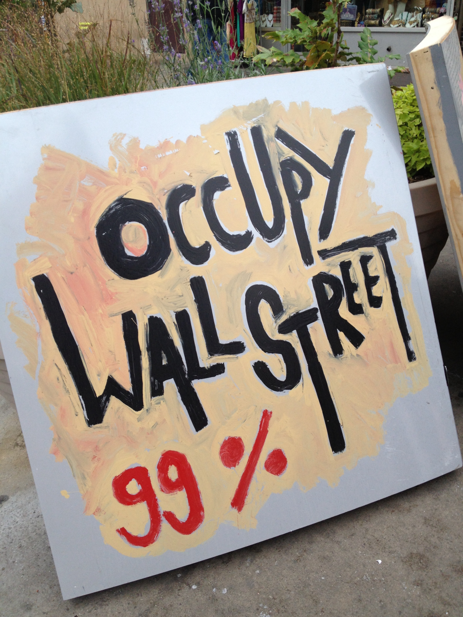 With its rhetoric of "the 99%" (the people) against "the 1%" (the elite), the international <a href="/content/Occupy_movement" style="color:blue">Occupy movement</a> was an example of a populist social movement