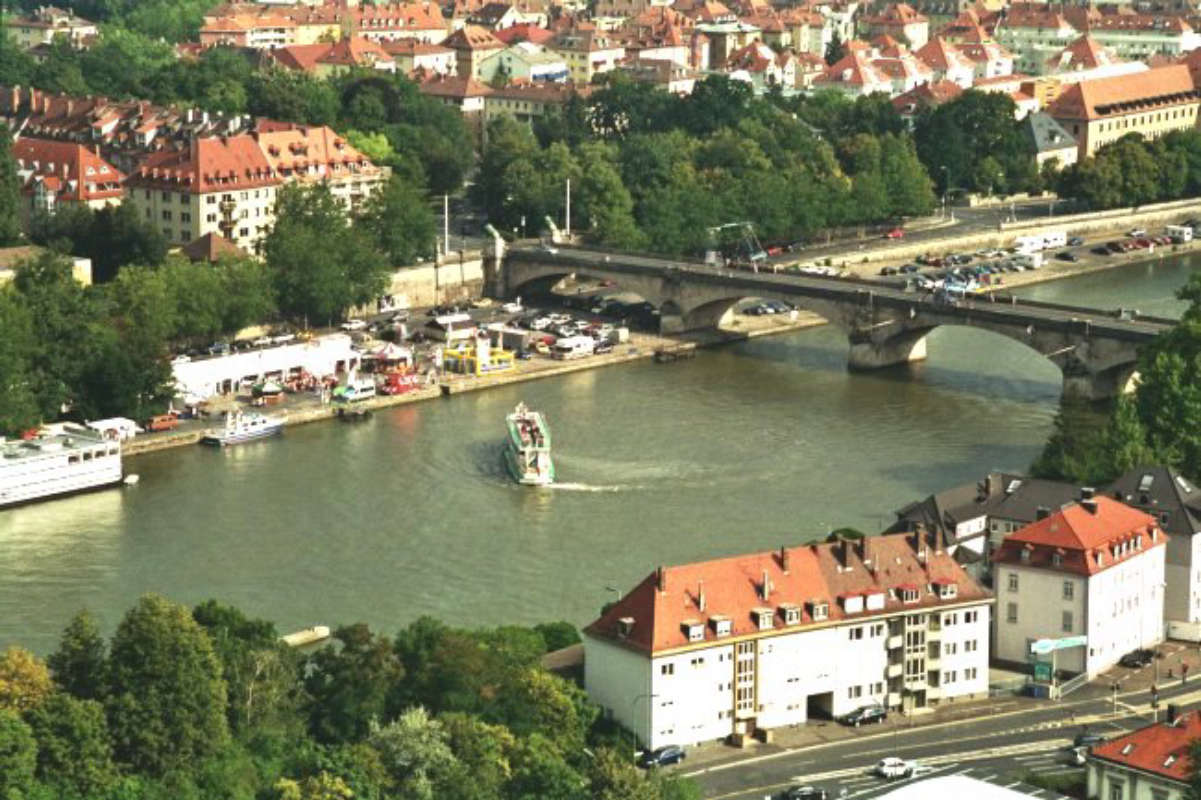 The Main River in <a href="/content/W%C3%BCrzburg" style="color:blue">Würzburg</a>