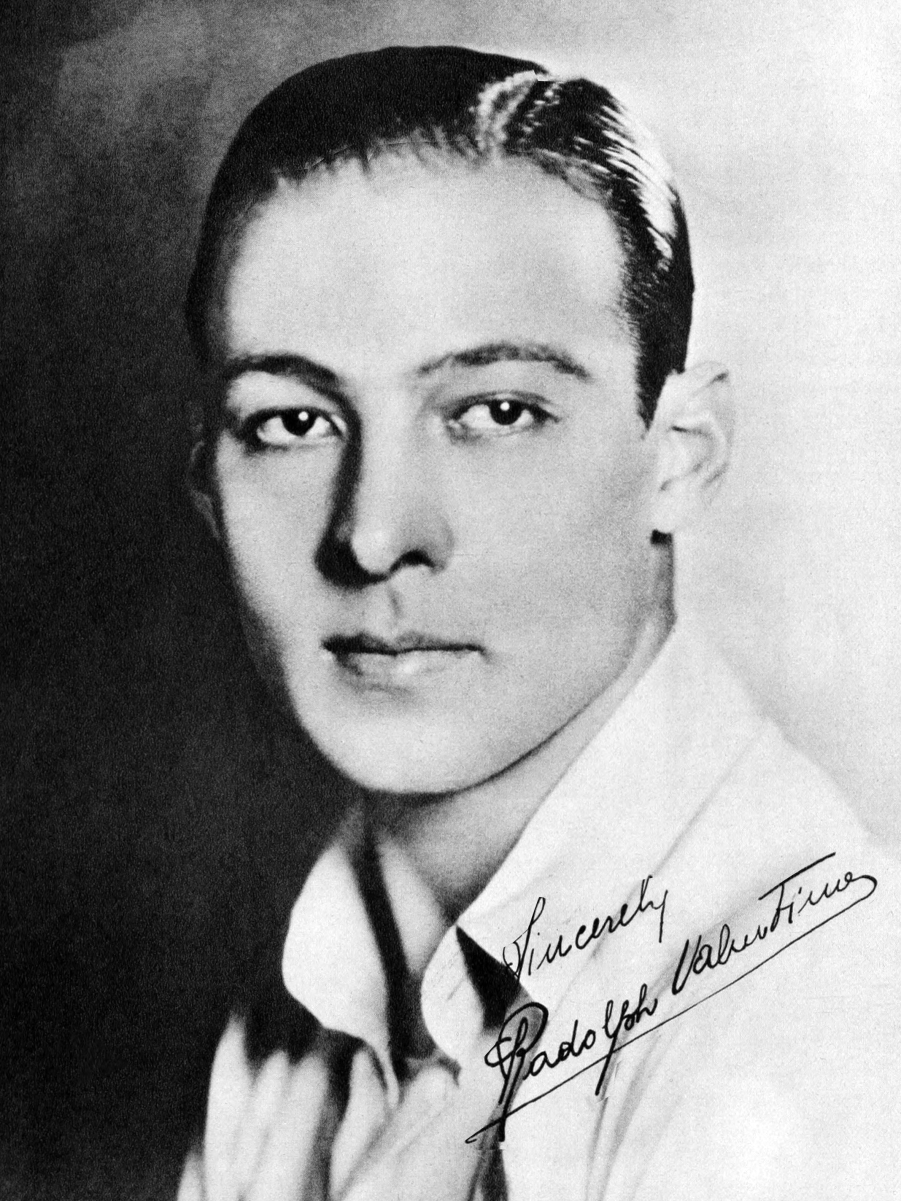 Portrait by <a href="/content/James_Abbe" style="color:blue">James Abbe</a>, c. 1923