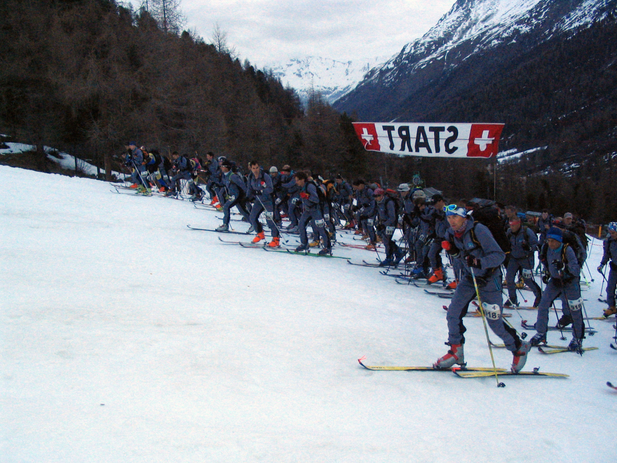 Start at <a href="/content/Arolla" style="color:blue">Arolla</a>, <a href="/content/Patrouille_des_Glaciers" style="color:blue">Patrouille des Glaciers</a> 2006