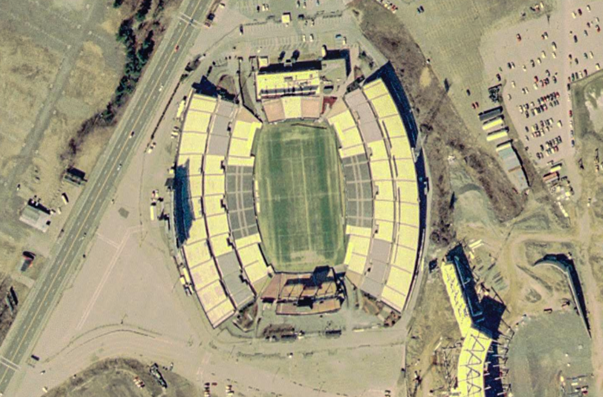 <a href="/content/Foxboro_Stadium" style="color:blue">Schaefer Stadium</a>, the site of the game.