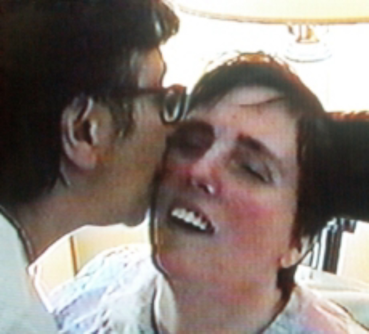 Terri Schiavo with her mother, in 2001