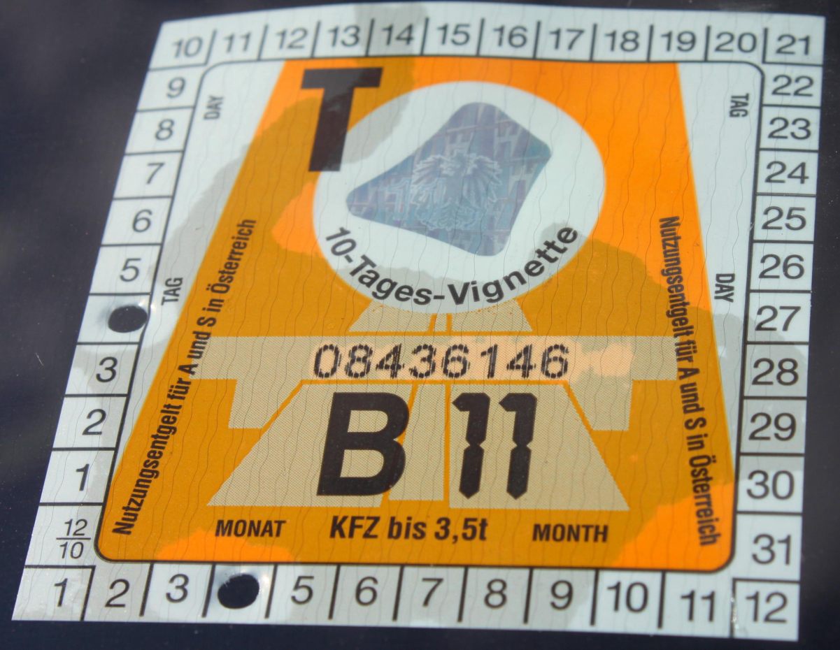 Austrian vignette, valid for 10 days, starting on April 4, 2011.