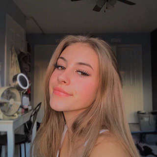 Eva Cudmore Wiki & Bio - Tiktok Star