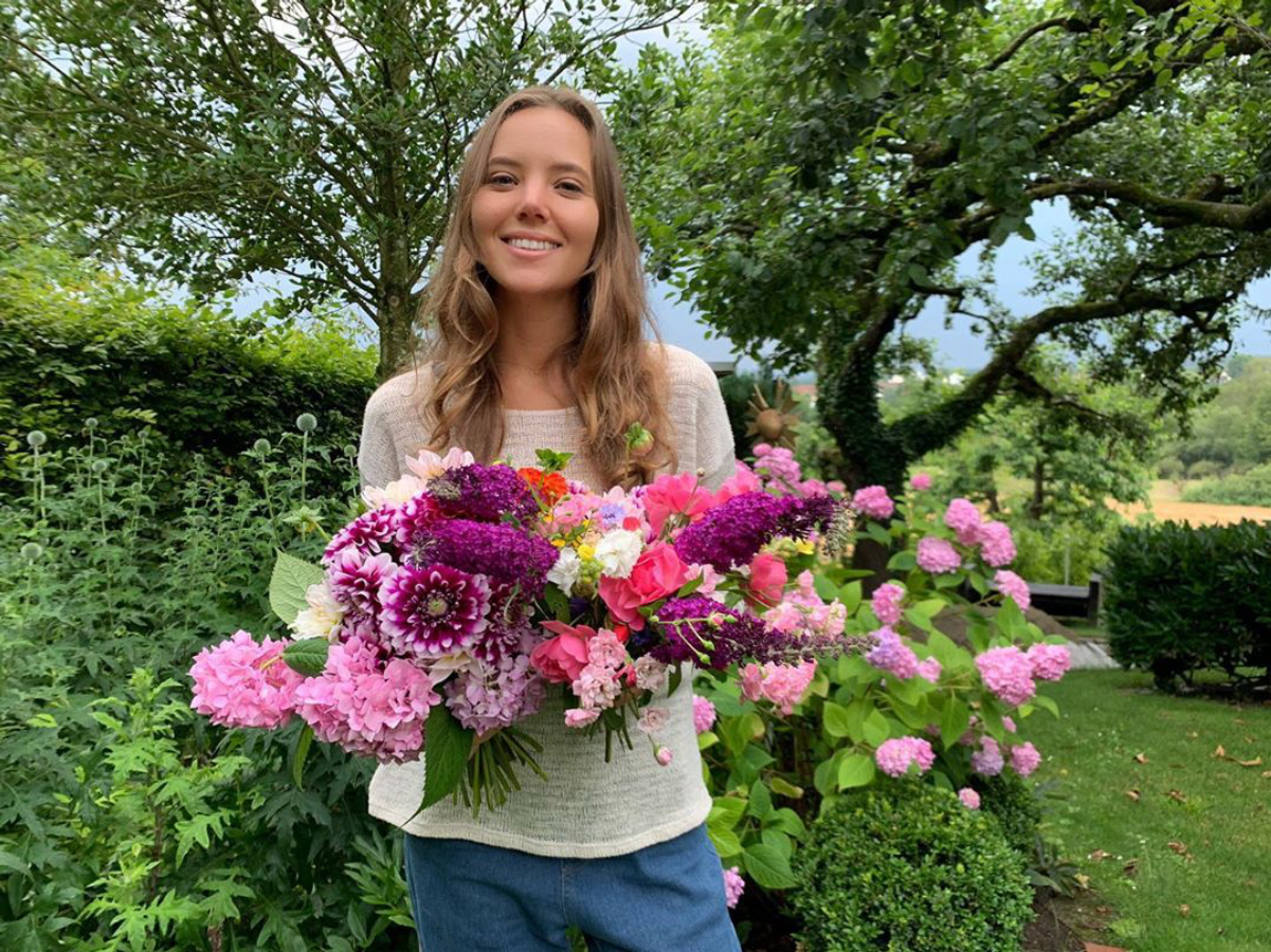 Katya Clover Wiki(01)